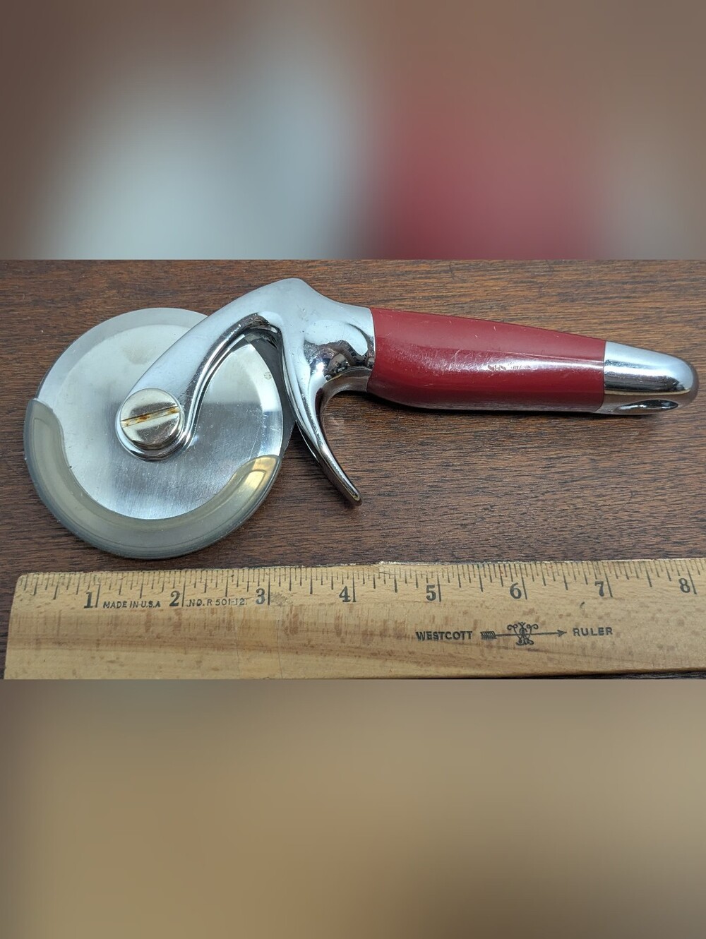 KitchenAid Heavy Professional Empire Red Pizza Cutter W/ Finger Guard